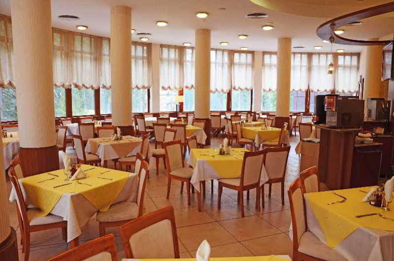Orpheus Spa Hotel Девин Екстериор снимка